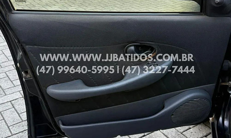 Fiat Palio 1.0/ Trof...