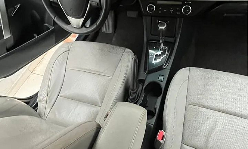 Toyota Corolla Xei 2...