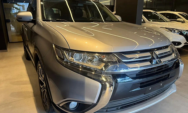 Mitsubishi Outlander...
