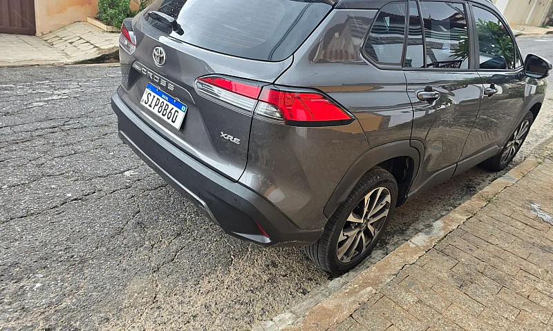 Toyota Corolla Cross...