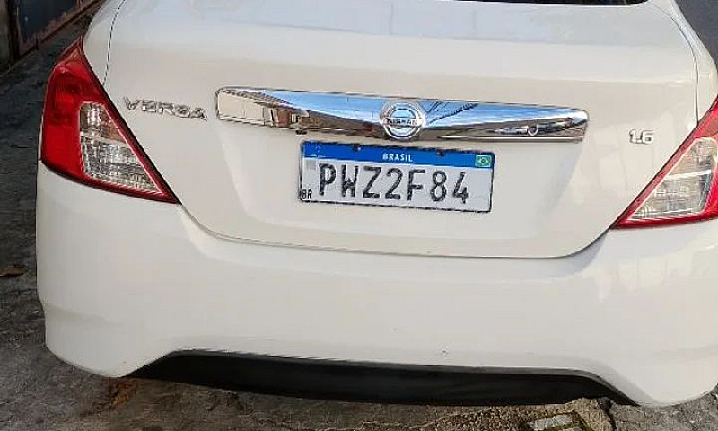 Nissan Versa Unique ...