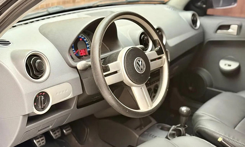 Volkswagen Saveiro S...