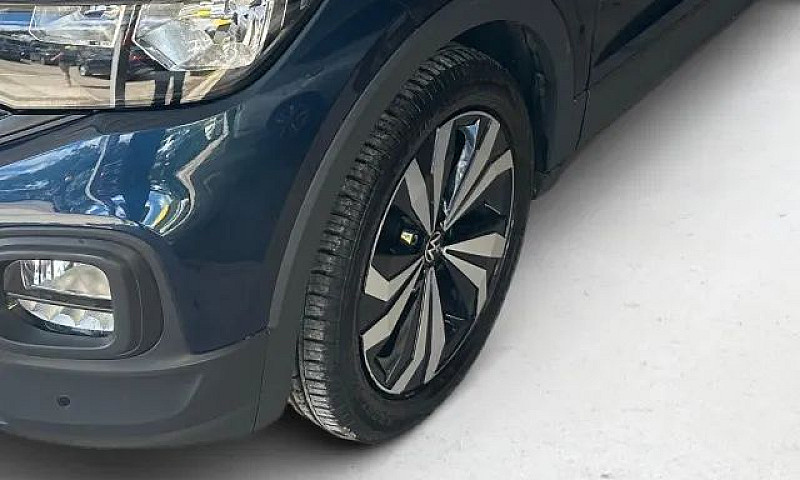 Volkswagen T-Cross 1...