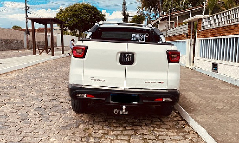 Fiat Toro Volcano 2....