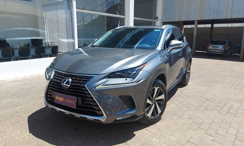 Lexus Nx 300H 2.5 - ...