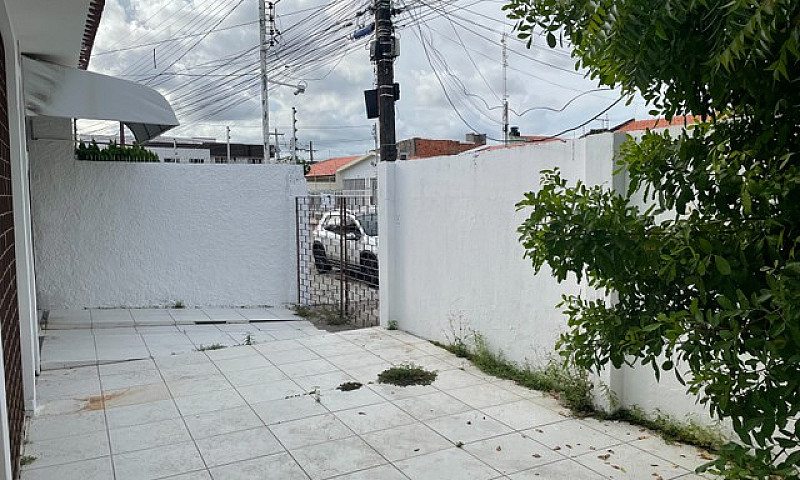 Casa Grande No Luzia...