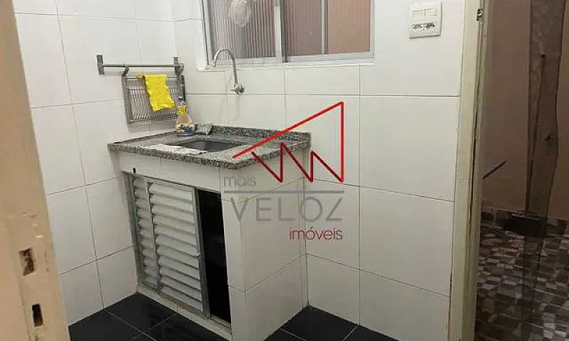 Casa De Vila-À Venda...