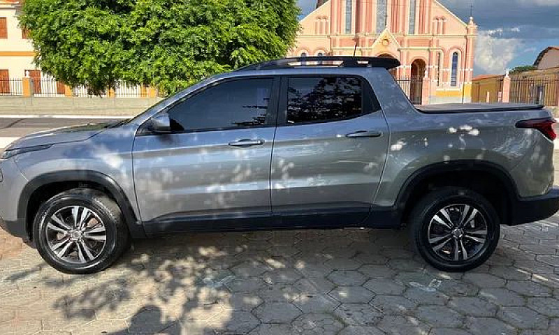 Fiat Toro Flex Freed...