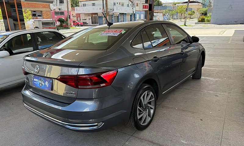 Volkswagen Virtus Hi...