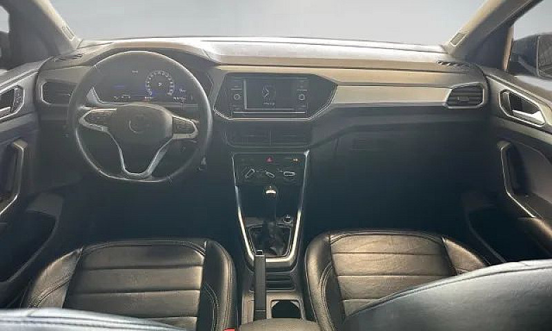 Volkswagen T-Cross 1...