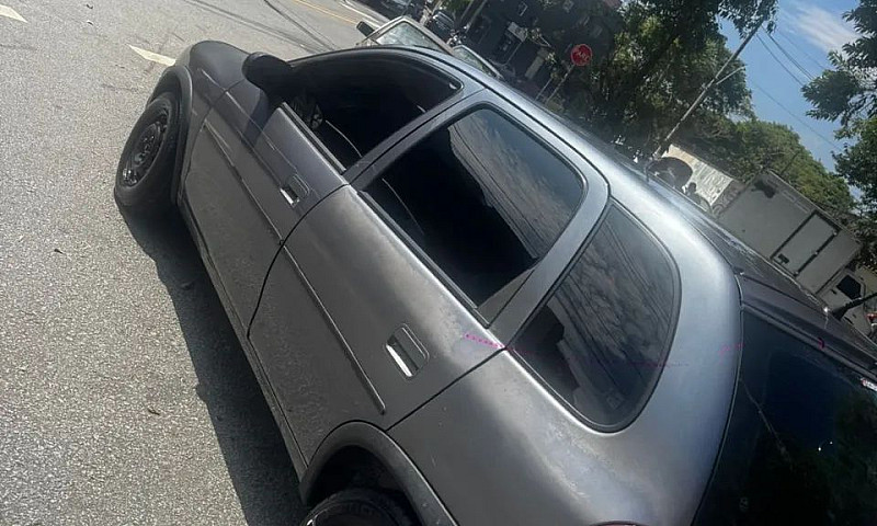 Chevrolet Corsa Gl 1...