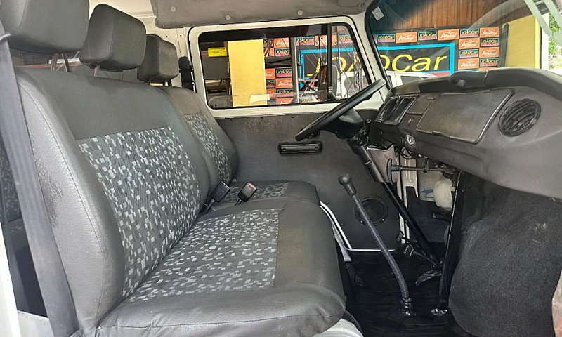 Volkswagen Kombi Sta...