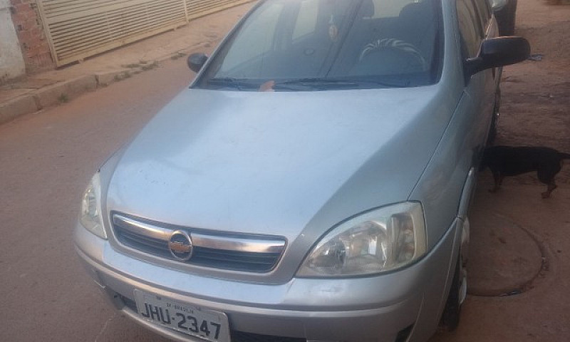 Corsa Joy 2008.     ...