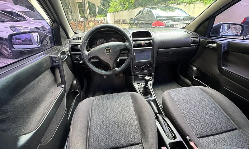 Chevrolet Astra Sed....