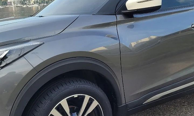 Nissan Kicks Advance...