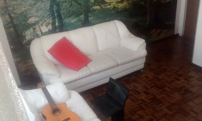 Alugo Quarto...