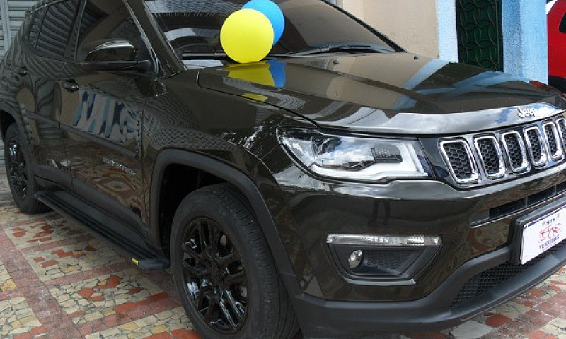 Jeep Compass Sport 2...