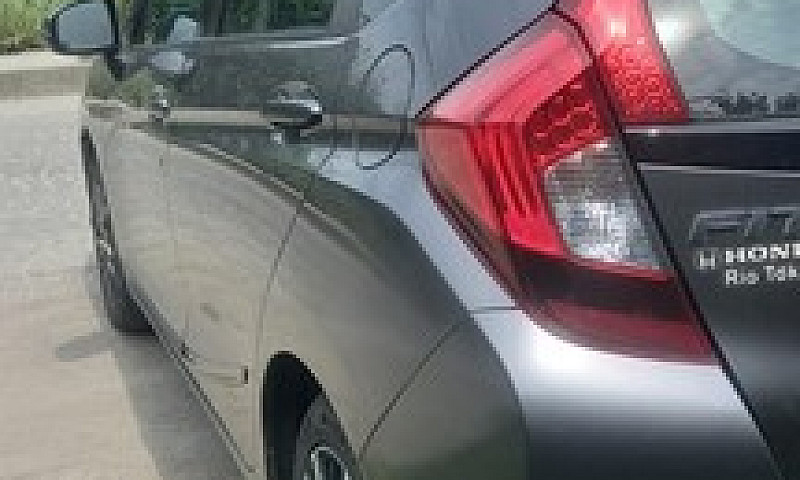Honda Fit Ex 2018 Po...