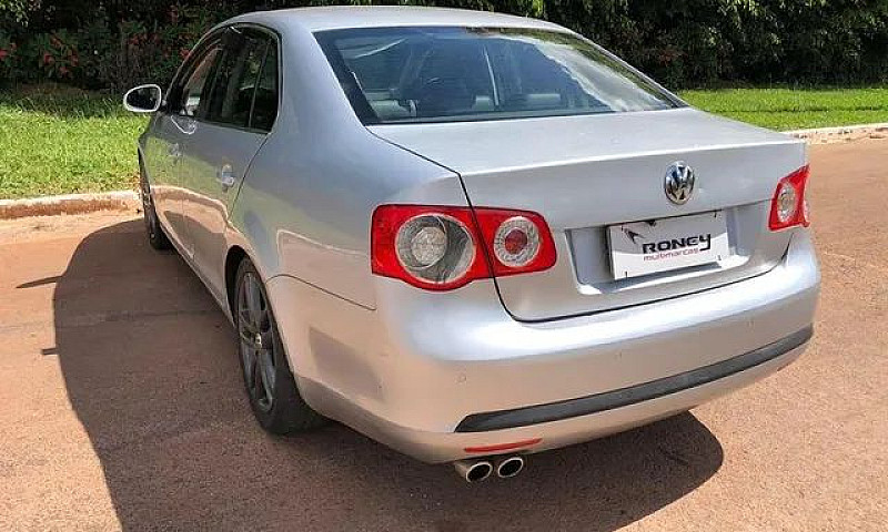 Jetta 2.5 Automático...