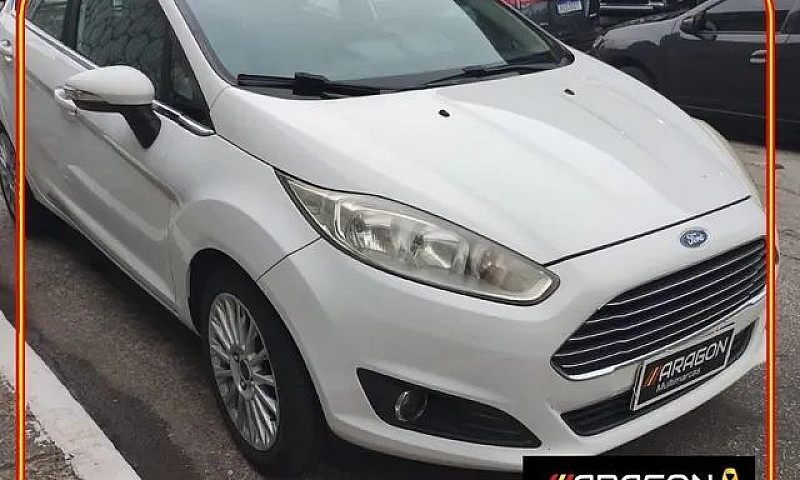 Ford Fiesta Titanium...