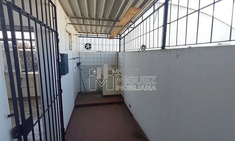 Casa Com 2 Quartos, ...