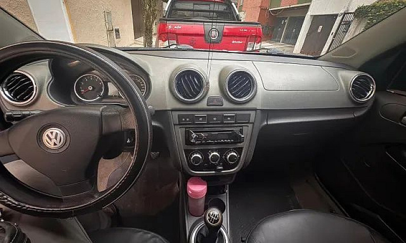 Volkswagen Voyage Co...