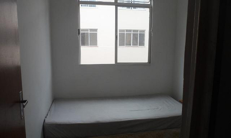 Alugo Quarto...