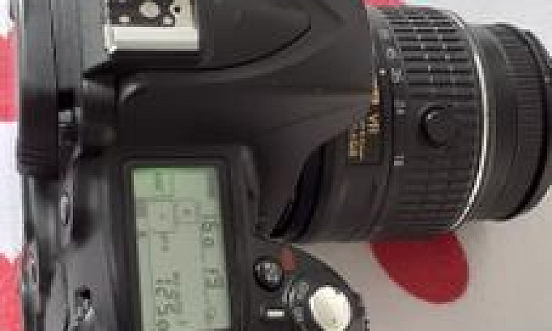 Nikon D90...