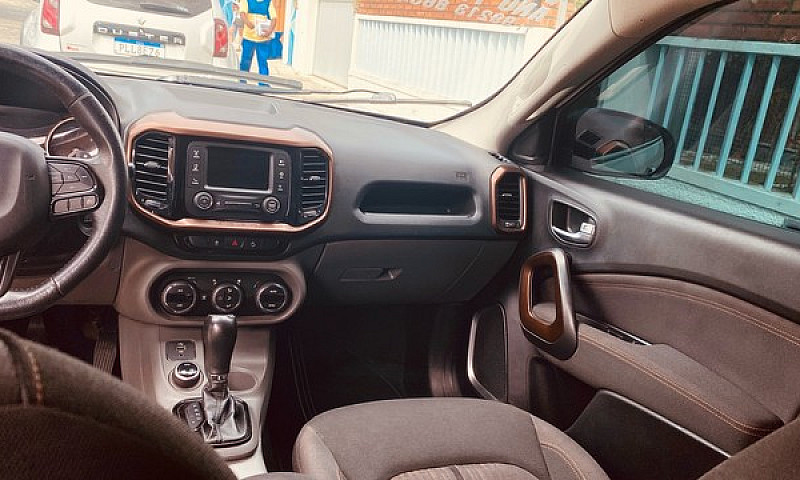 Fiat Toro Volcano 2....