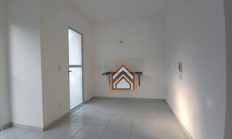 Casa Com 2 Dormitóri...