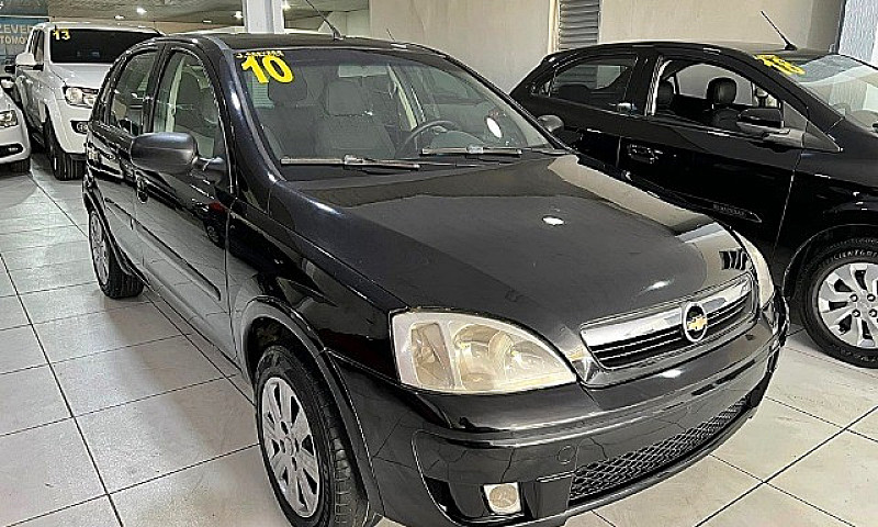 Chevrolet Corsa Hatc...