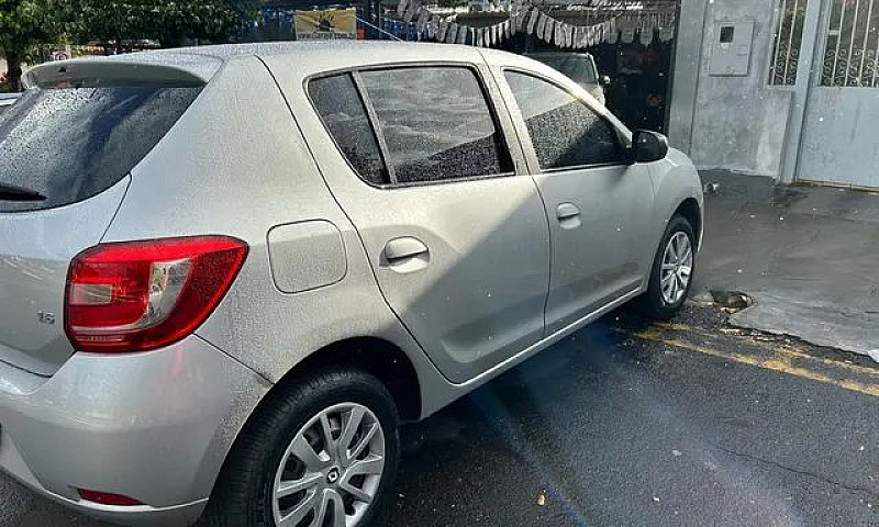 Renault Sandero 1.6 ...