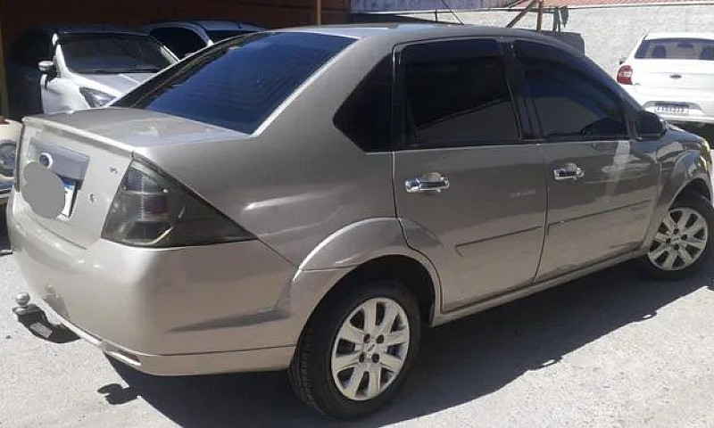 Fiesta Sedan Flex/Cl...