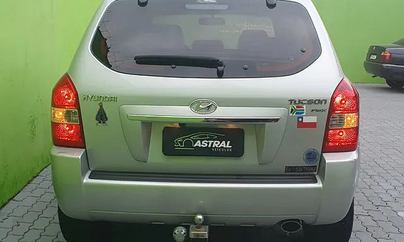 Hyundai Tucson Flex ...