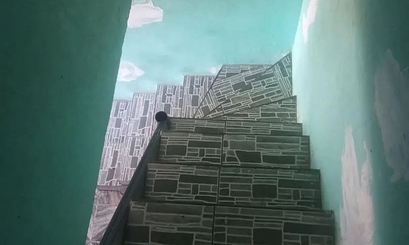 Vende-Se Esta Casa...