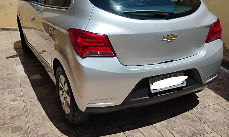 Chevrolet Onix Hatch...