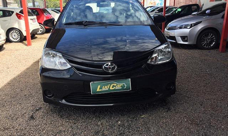 Toyota-Etios 1.3 X 1...