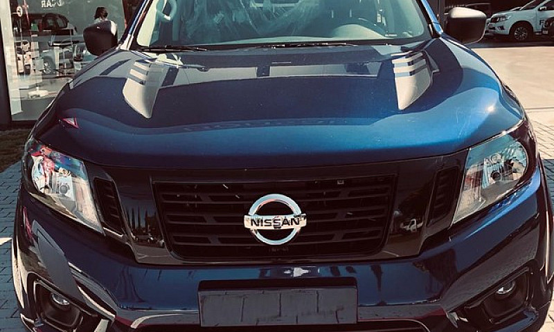 Nissan Frontier Atta...