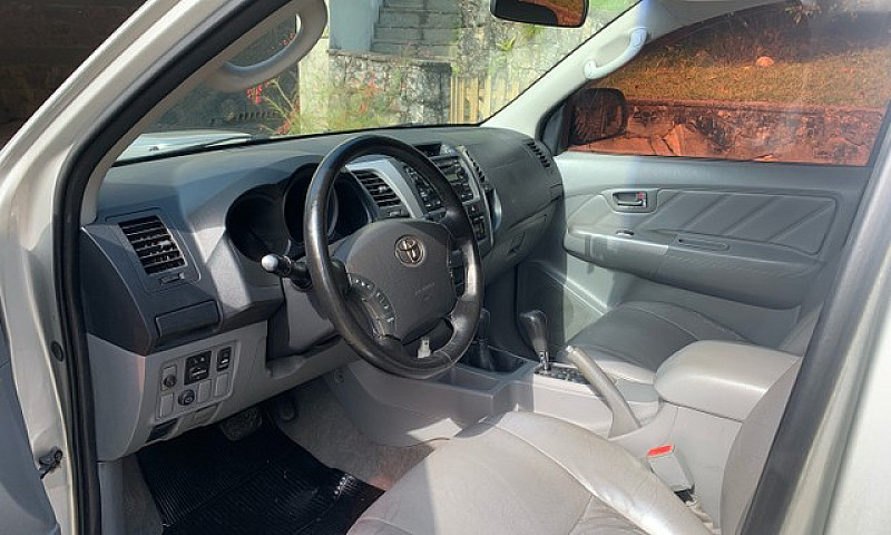 Hilux Srv Diesel 4X4...
