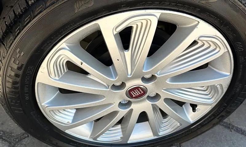 Fiat Punto Essence S...