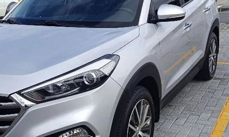 Hyundai Tucson Gls 1...