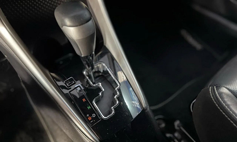 Toyota Yaris Xs 1.5 ...