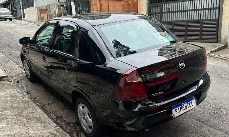 Chevrolet Corsa Sed....