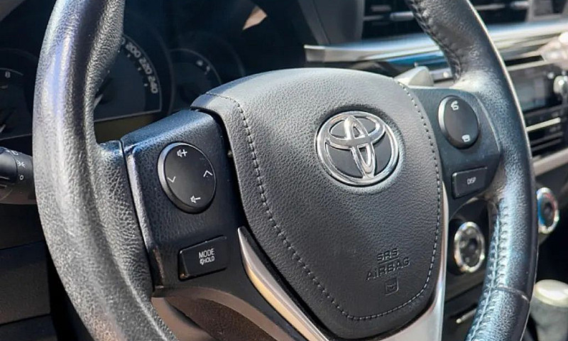 Toyota Corolla Gli 1...