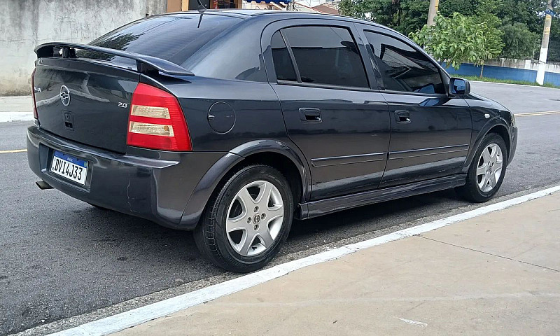 Chevrolet Astra Adva...