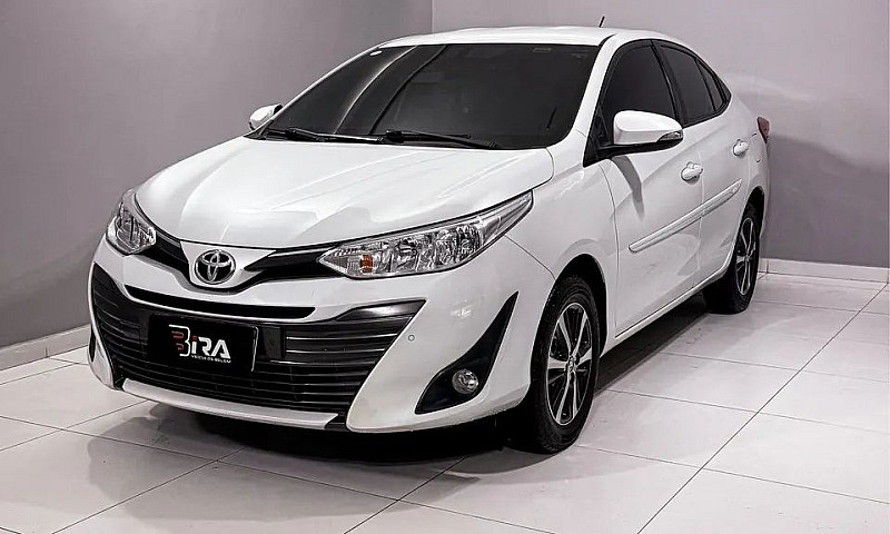 Toyota Yaris Xs Conn...