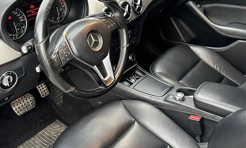 Mercedes-Benz Classe...