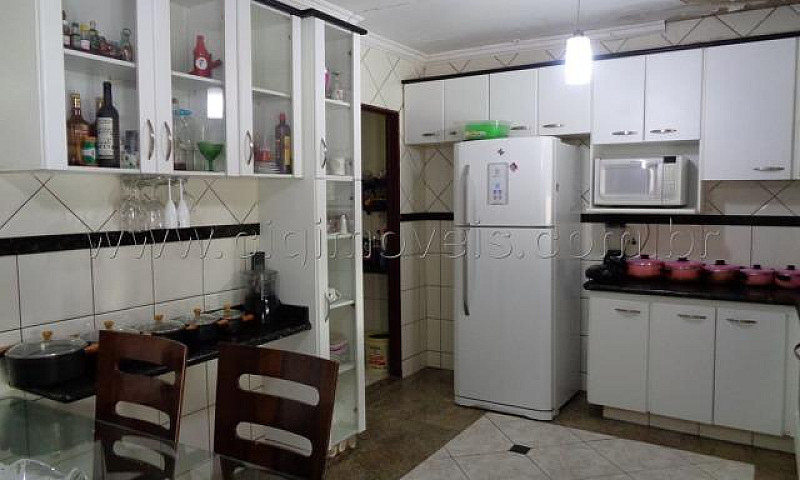 Casa Jardim Mariliza...