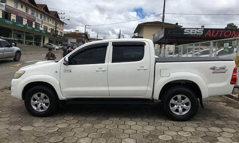 Hilux Cd Sr D4-D 4X4...