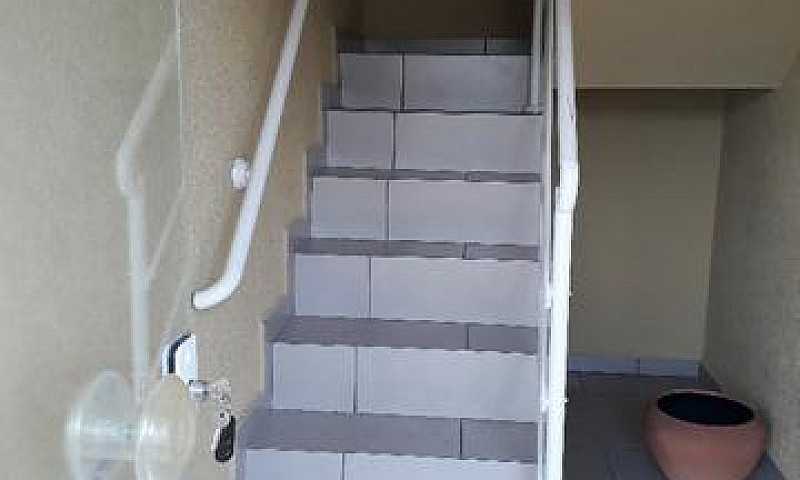 Alugo Apartamento...